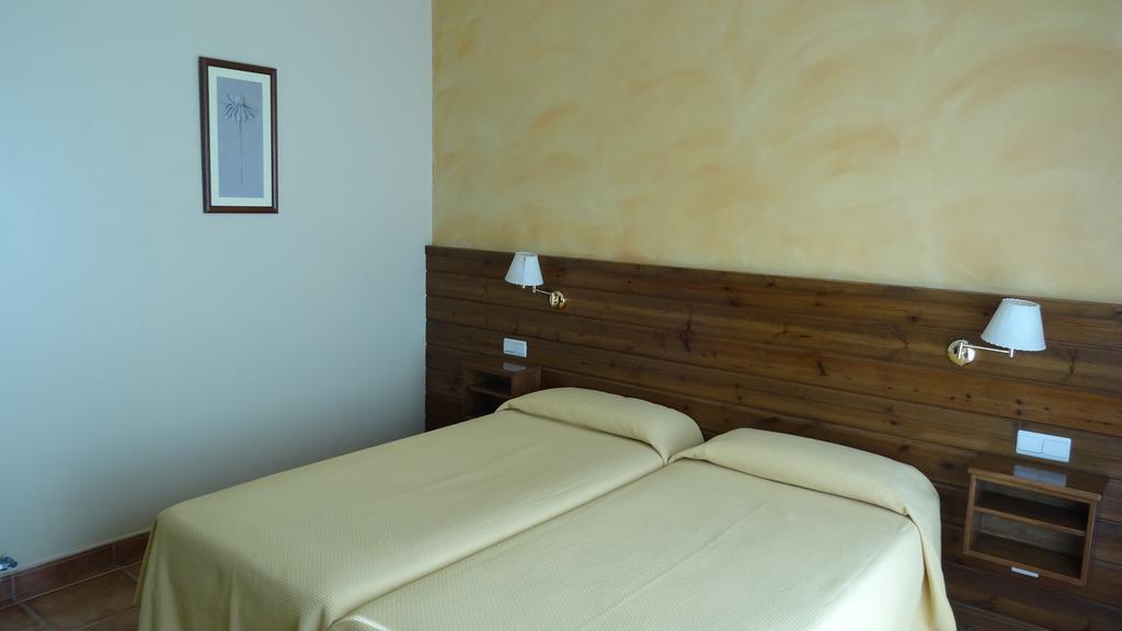 Hotel Pla Del Pi Prats I Sansor Rum bild