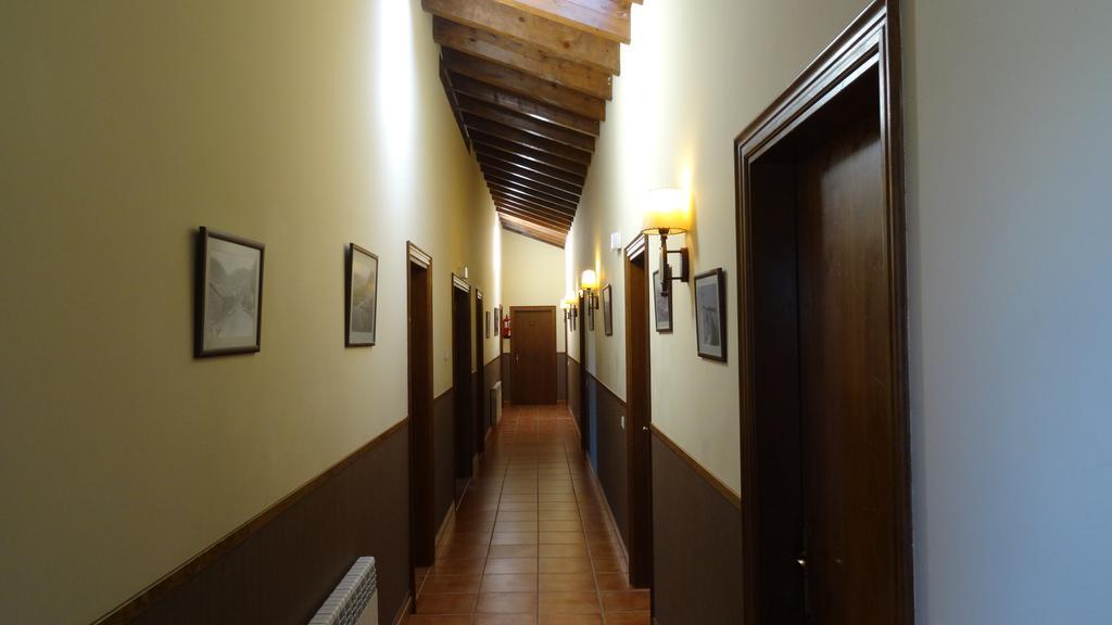 Hotel Pla Del Pi Prats I Sansor Exteriör bild